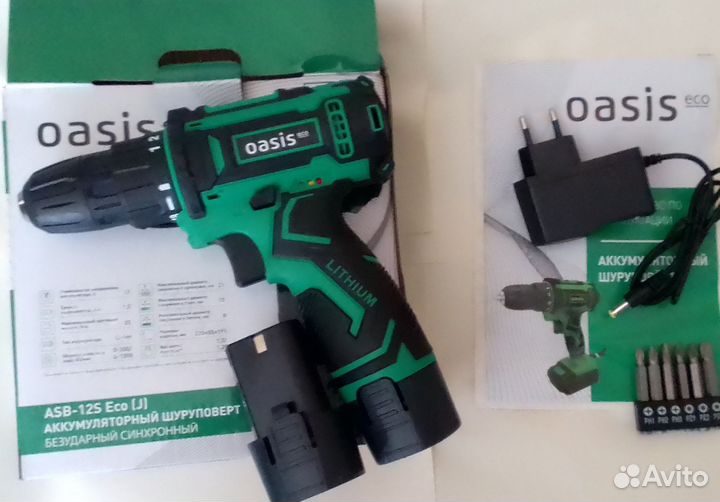 Новый шуруповерт (два аккумулятора)