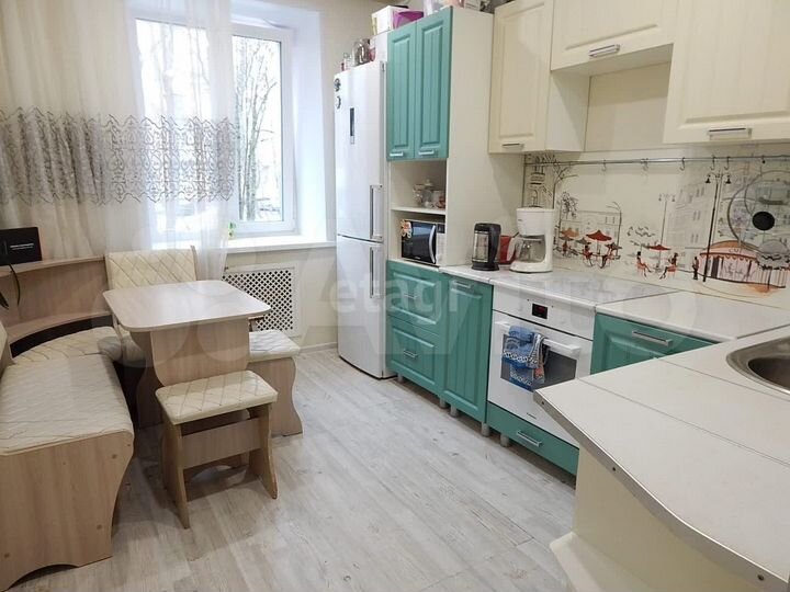 2-к. квартира, 57,5 м², 1/4 эт.