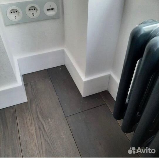 Установка плинтусов