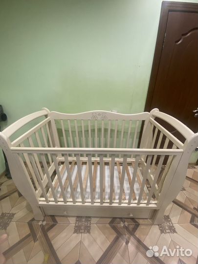 Детская кроватка