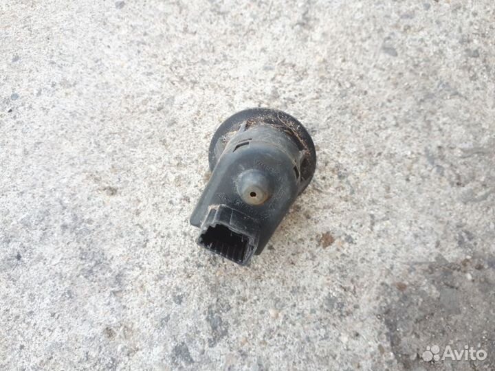 Кнопка регулировки зеркал Nissan Almera G15