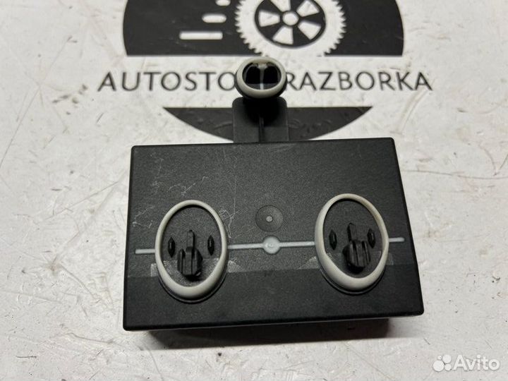 Блок комфорта задний правый Porsche Macan 95B