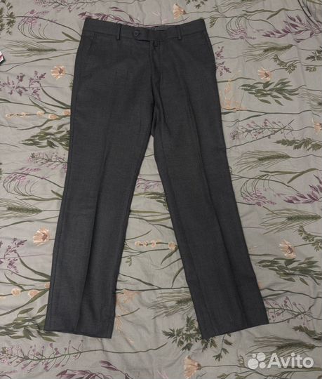 Мужской костюм тройка 48 серый