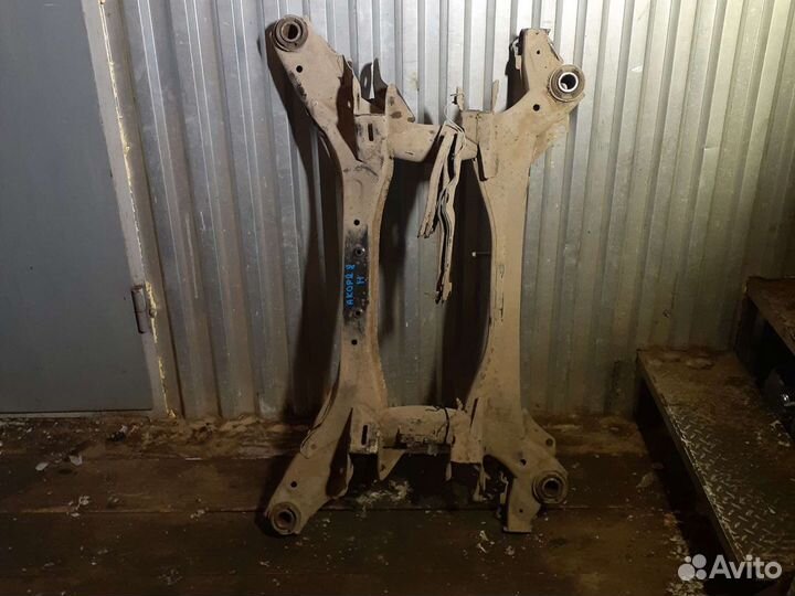 Подрамник Хонда акорд 8