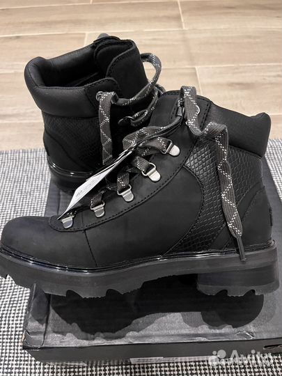 Ботинки женские 38/39