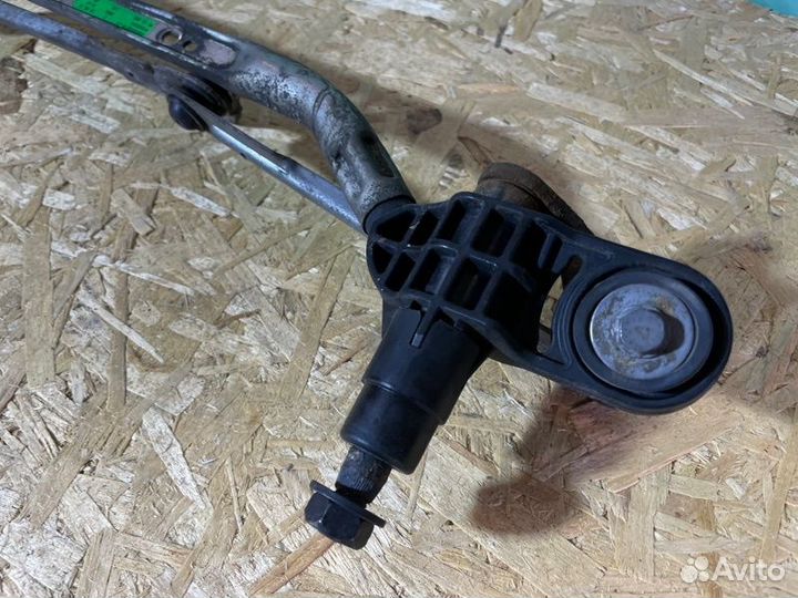 Трапеция стеклоочистителей передняя Renault Megan