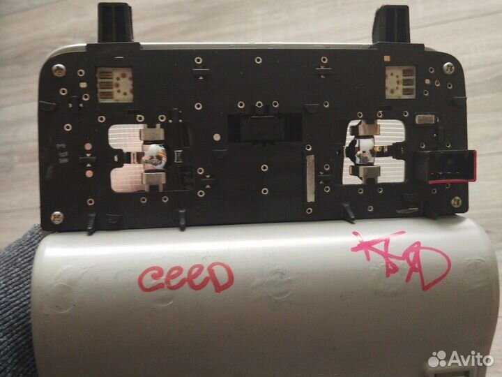 Плафон салона Hyundai Kia