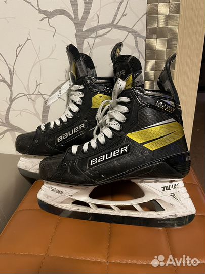 Хоккейные коньки Bauer Supreme UltraSonic 8 FIT 1