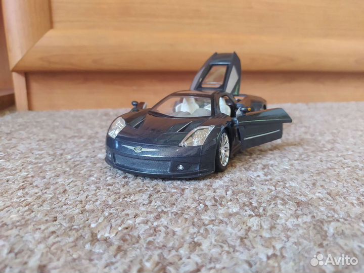 Коллекционные машинки фирма Maisto