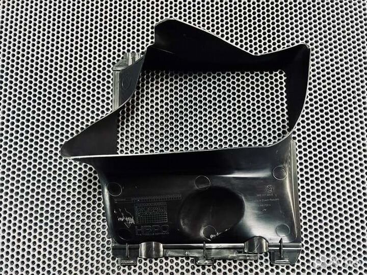 Воздуховод интеркулера Porsche Cayenne передний