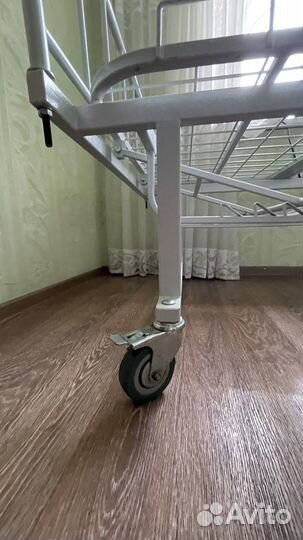 Медицинская кровать для лежачих больных