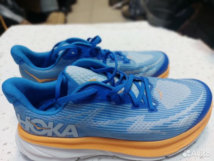 Кроссовки hoka женские 39 clifton 9