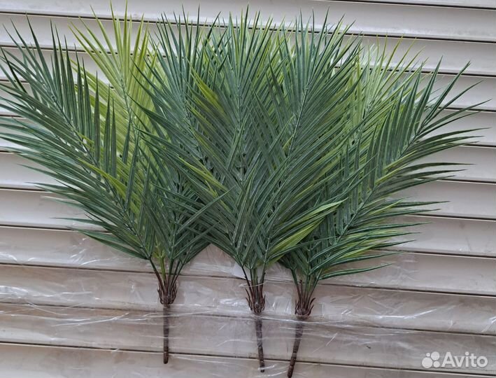 Искуственная пальма 50см