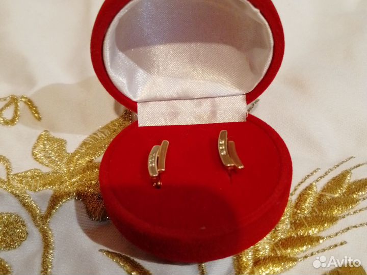 Золото 585 серьги -3 гр