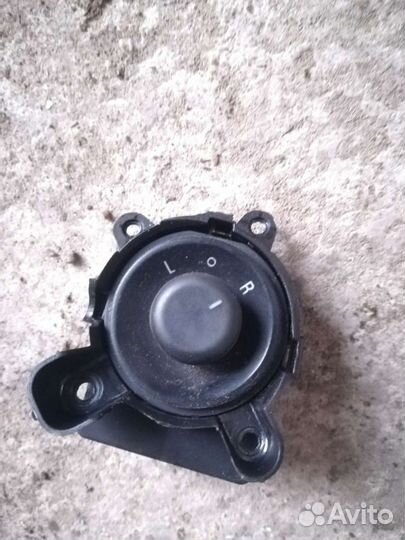 Блок управления зеркалами Chevrolet Cruze