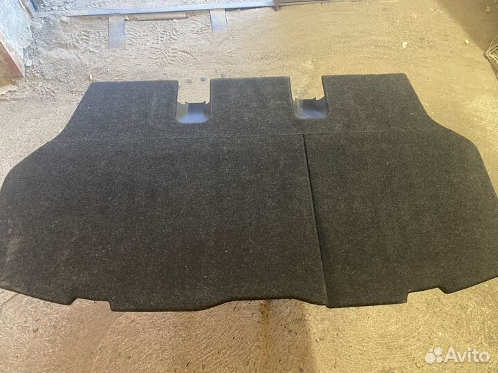 Пол багажника