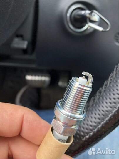 Свеча зажигания 101905611G иридиевые ngk vwag