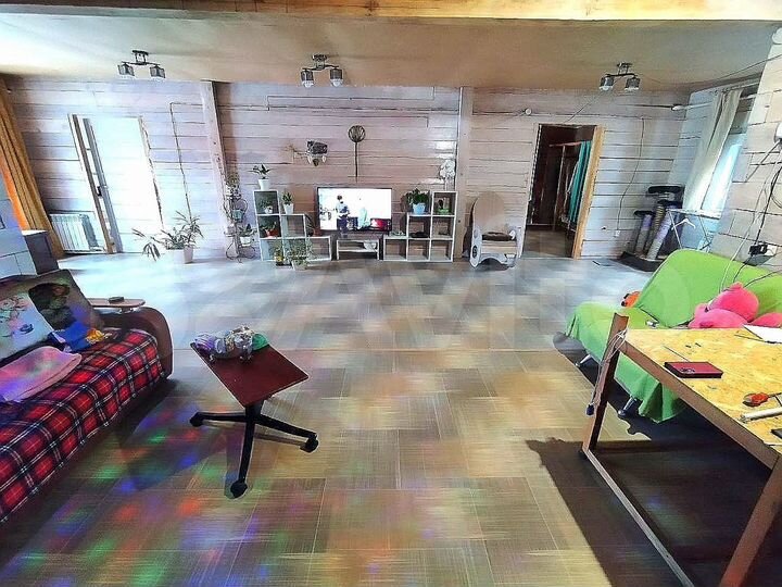 Дом 300 м² на участке 12 сот.