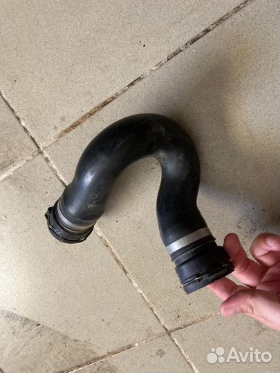 Патрубок охлаждения лев верхн Audi A6 С7 4G0122101