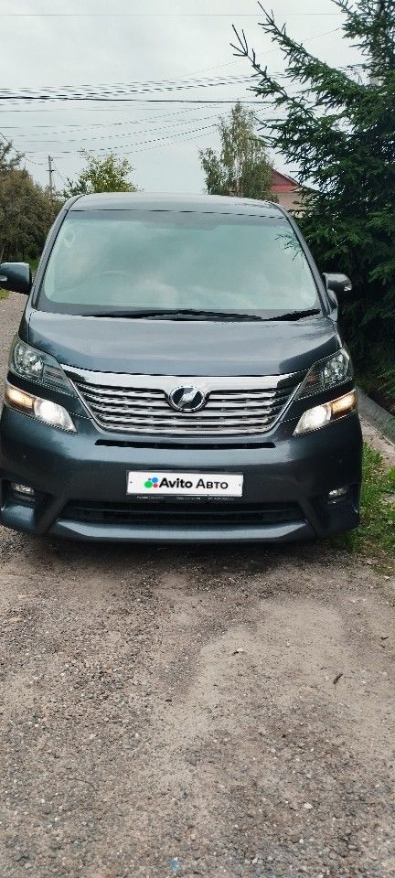 Toyota Vellfire: фото владельца