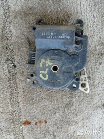 Моторчик заслонки печки Honda Accord 7 CL7