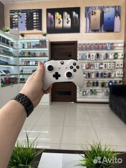 Xbox One S 1t + Forza Horizon 4