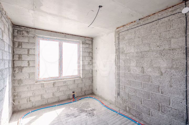 2-к. квартира, 93 м², 1/24 эт.