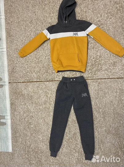 Спортивный костюм теплый 146 - 152