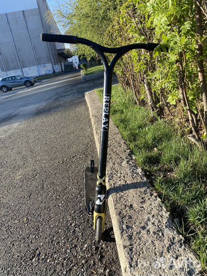 Трюковой самокат Novatrack Replay