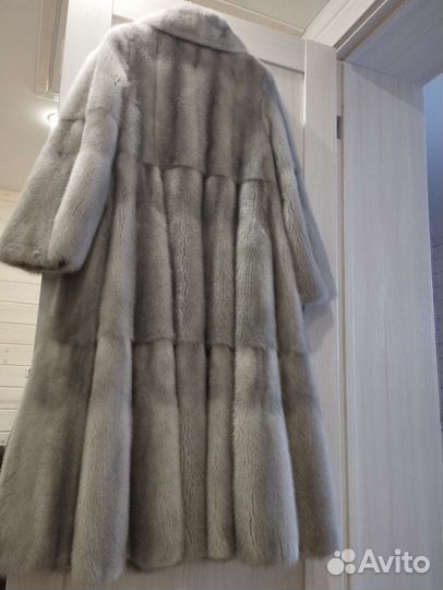 Шуба норковая голубая