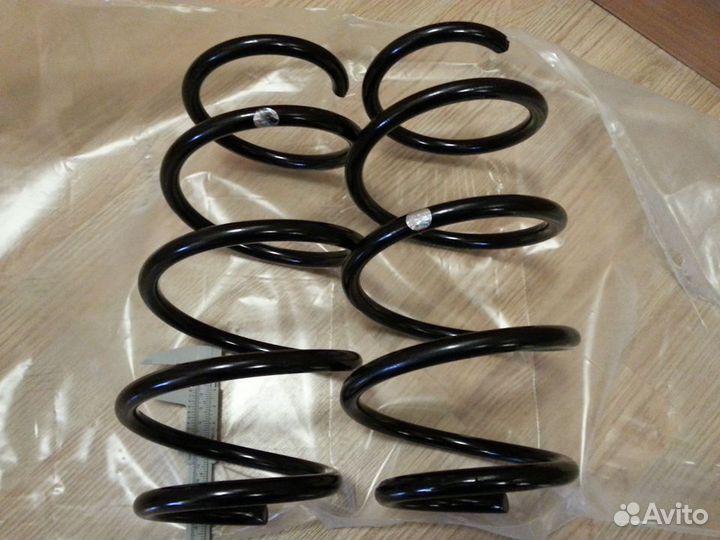 Пружина передняя Kia Rio 2