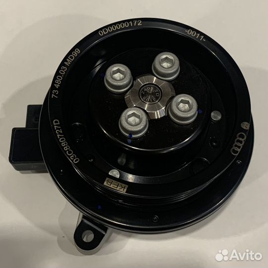 Помпа VAG 1.4 TSI 03C121004J