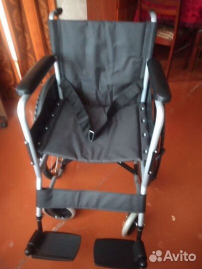 Инвалидная коляска