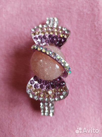 Заколка, крабы