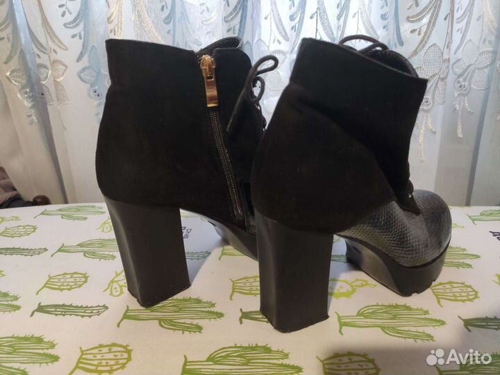 Новые ботильоны оригинал. Кожа-замш