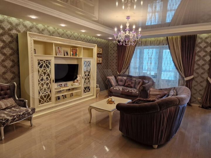 4-к. квартира, 133 м², 6/15 эт.