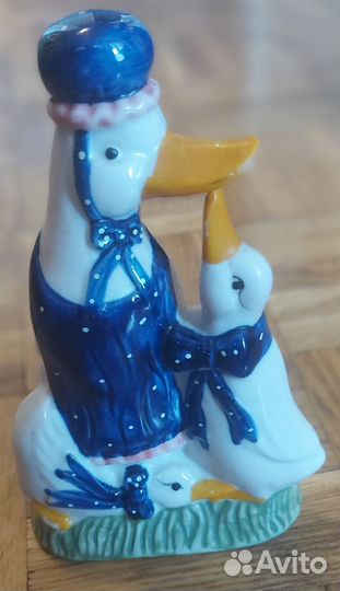 Статуэтка фарфор