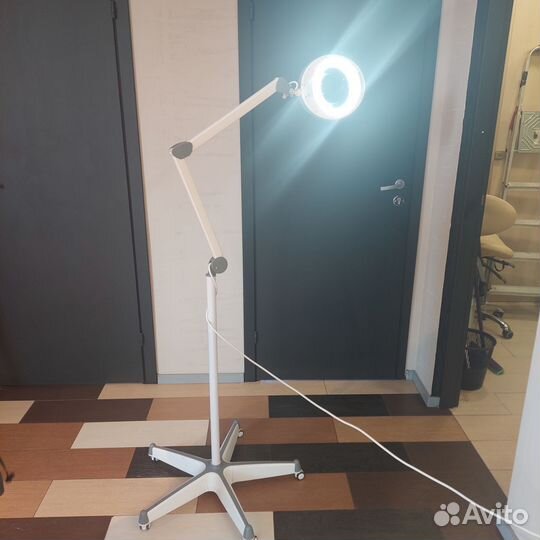 Бестеневая лампа бу