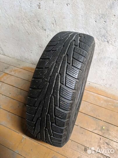 Nokian Tyres Hakkapeliitta R SUV 225/65 R17