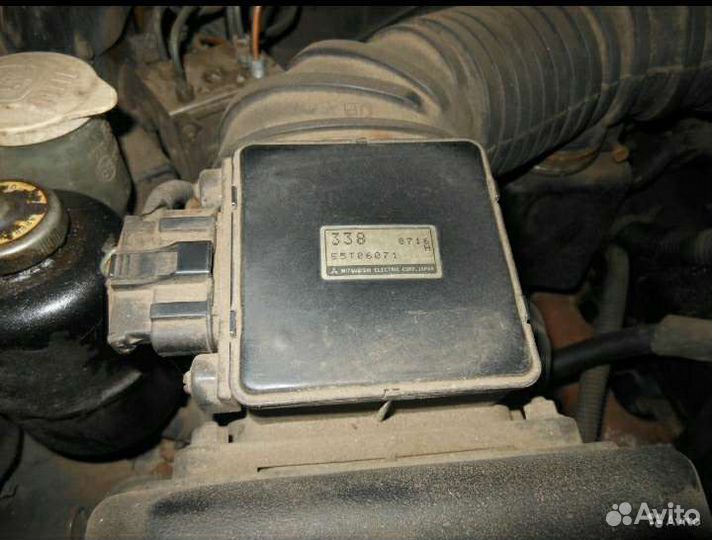 Расходомер Мицубиси Паджеро 2