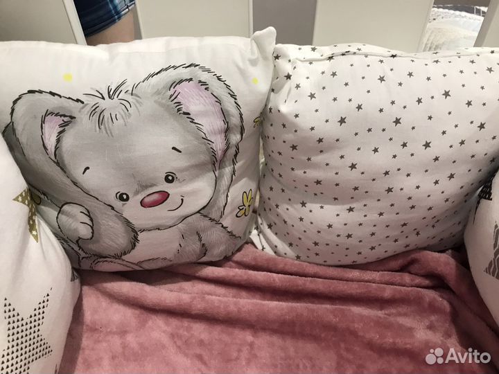 Бортики в кроватку