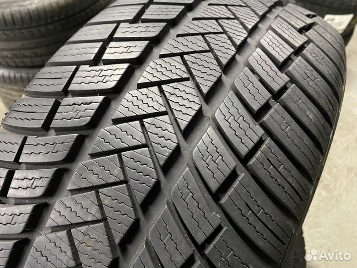 Vredestein Wintrac Pro 235/45 R18 98V