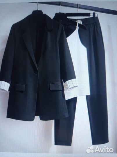 Костюм классический женский