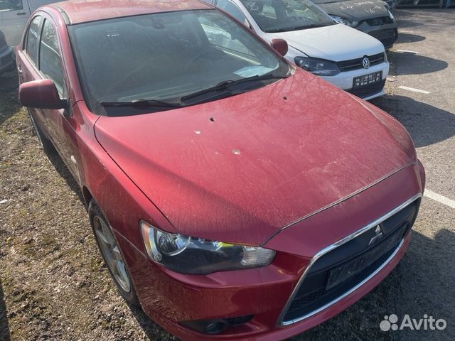 Поводок стеклоочистителя задний Mitsubishi Lancer