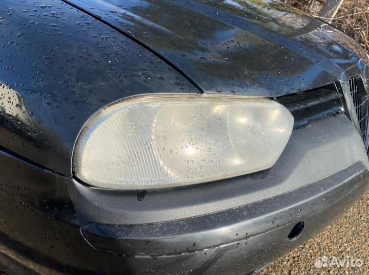 Фары Alfa Romeo 156