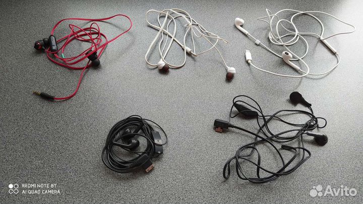 Наушники для телефона