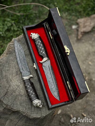 Нож лев дамаск