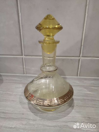 Графин СССР Чехословакия медовое стекло