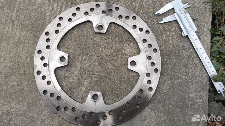 Suzuki Skywave 650 задний тормозной диск 4 болта