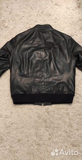 Мужская кожаная куртка Chevignon